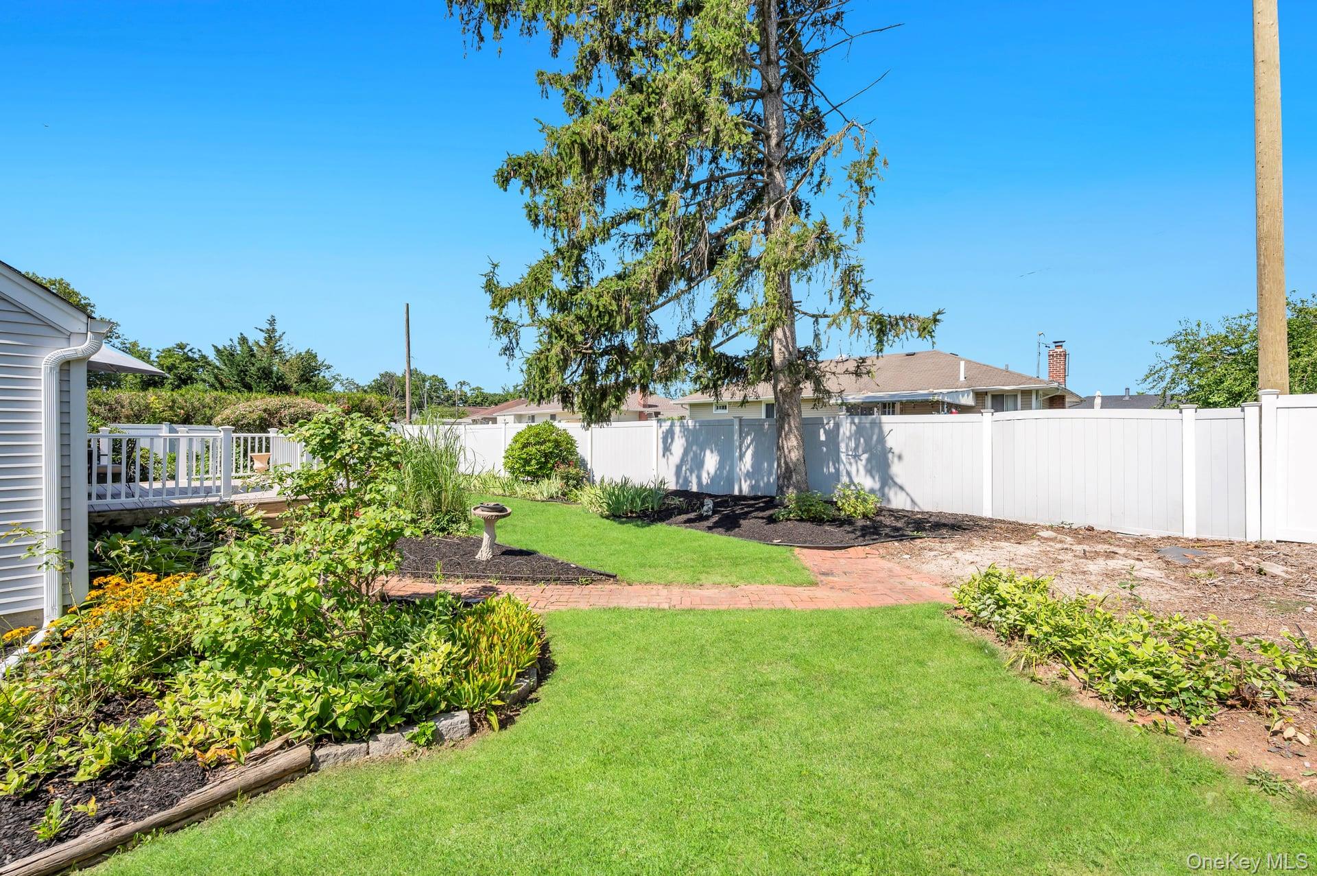 7 Albers Lane Property Photo 38