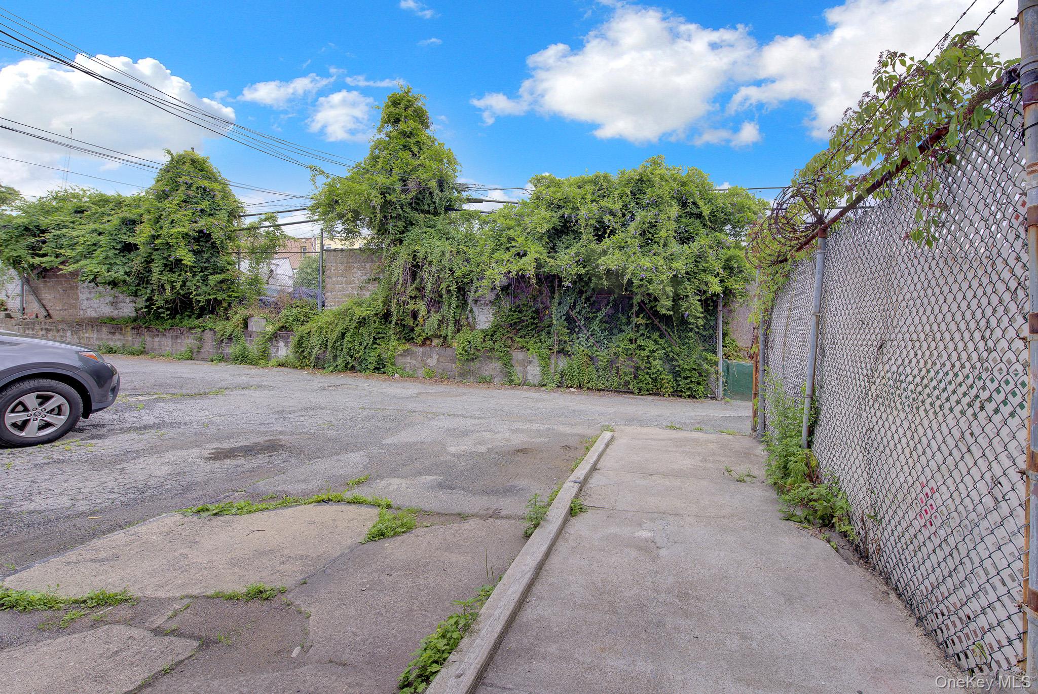 30-36 91st Street Property Photo 25