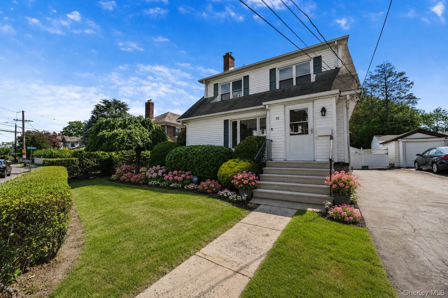 50 Lispenard Avenue Property Photo 1