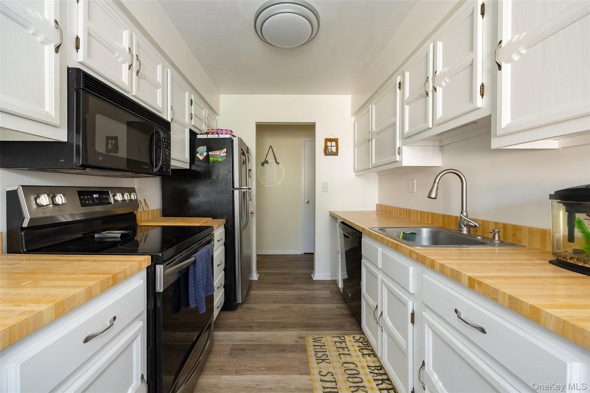 8 Foxwood Drive 8 Property Photo 2