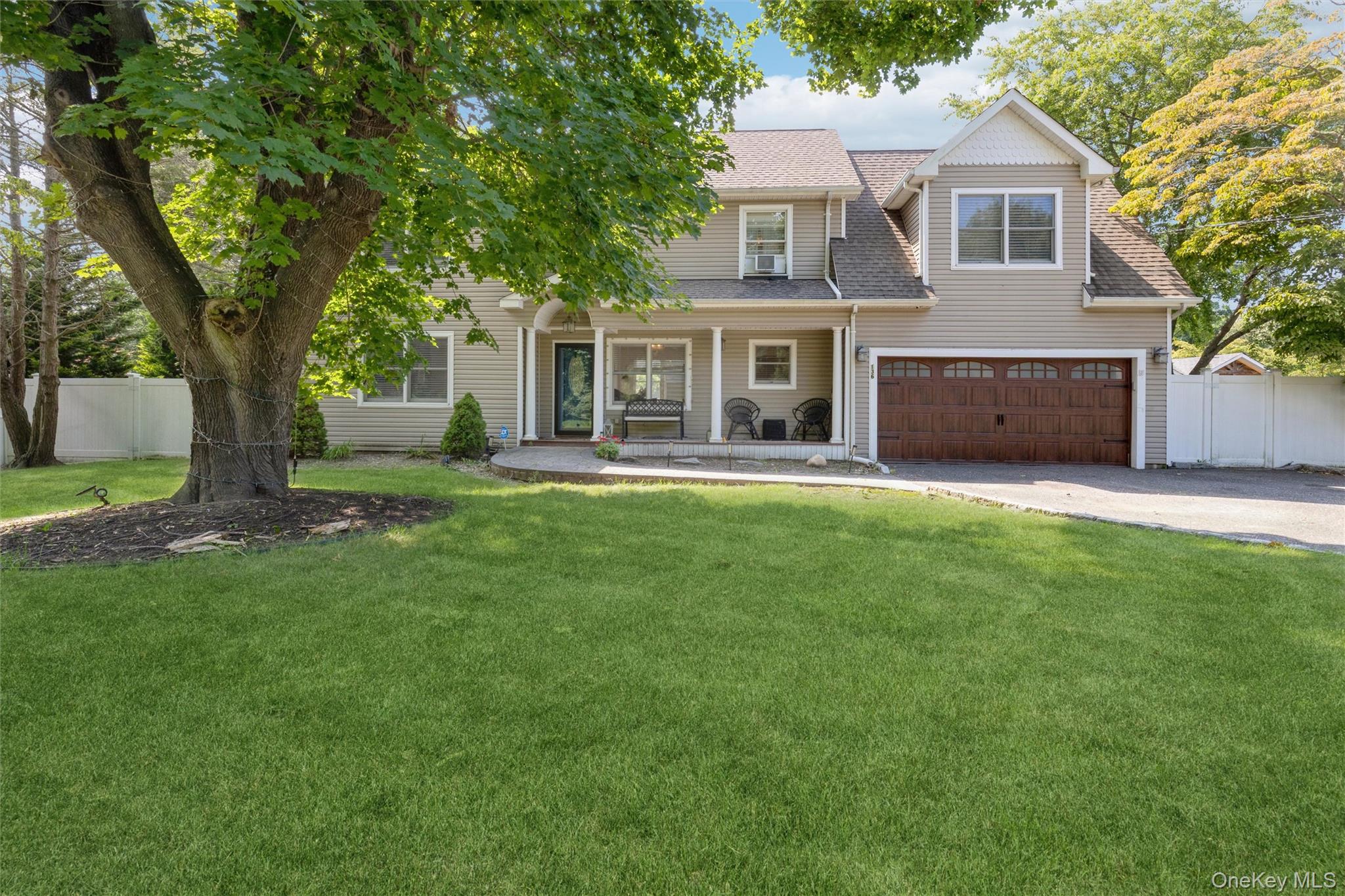 136 Mills Pond Road Property Photo 1