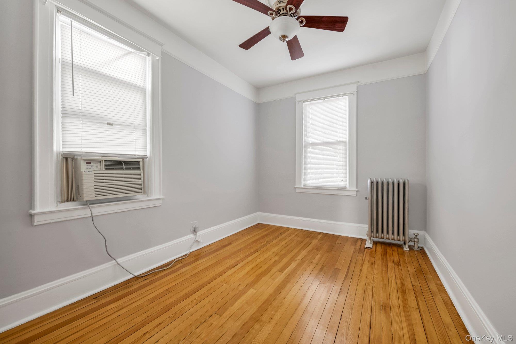2422 St Raymonds Avenue Property Photo 8