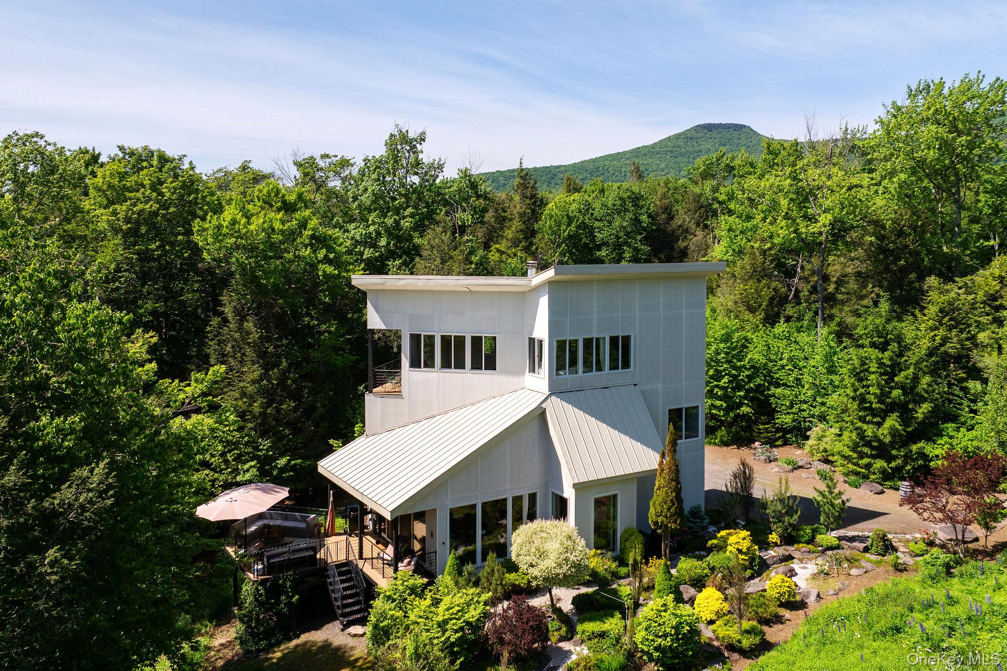 250 Josh Road Property Photo 4