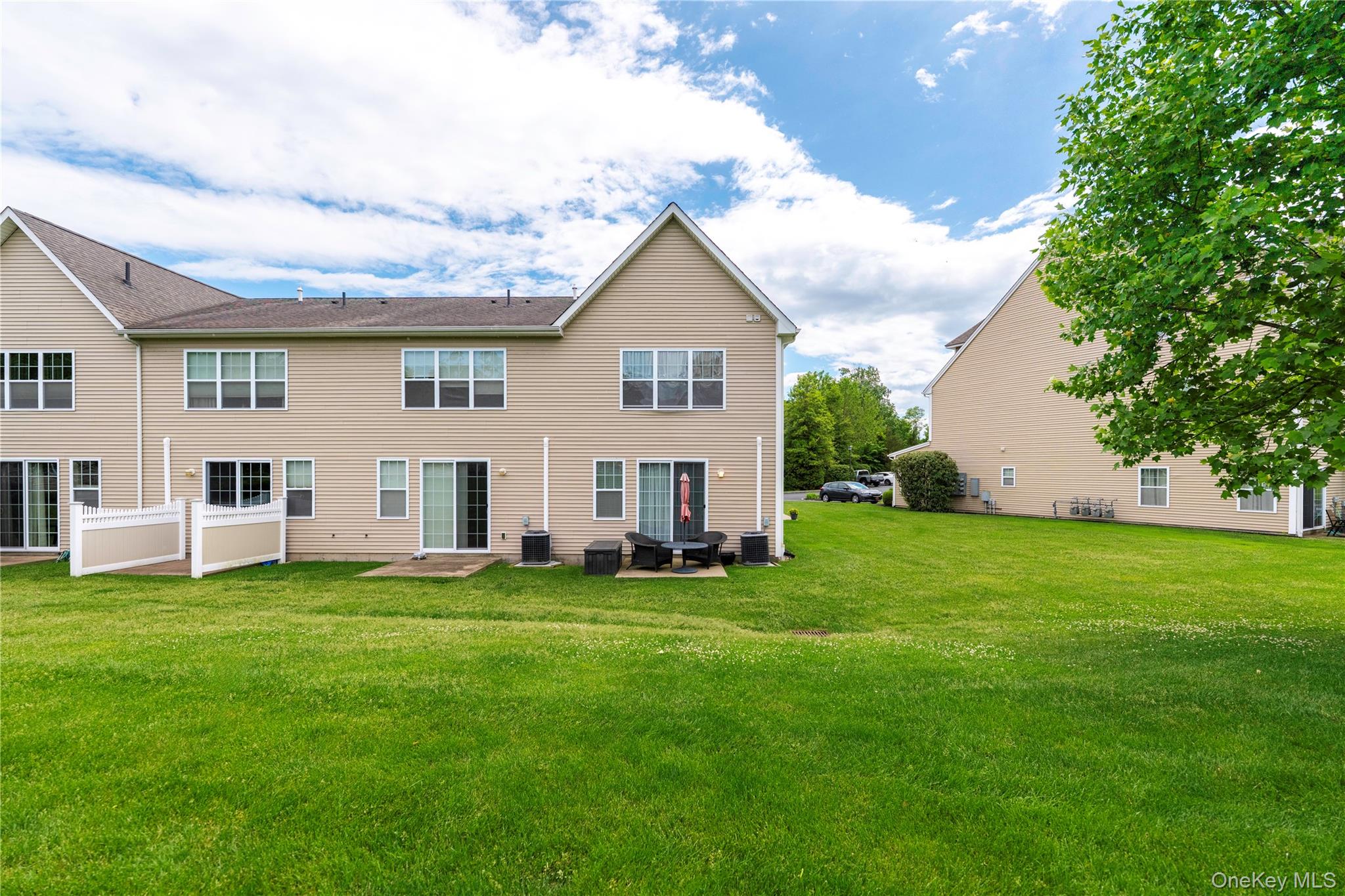 1 Halley Court Property Photo 19