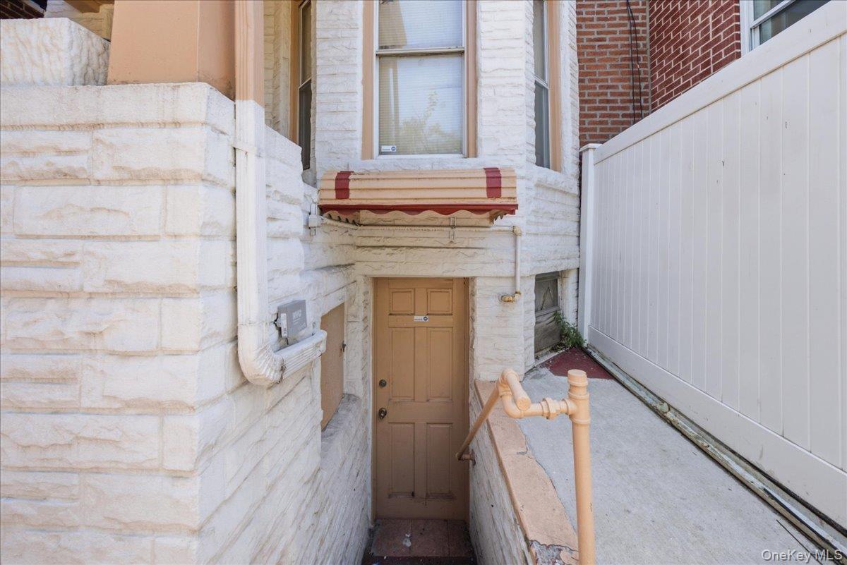 3312 Avenue D Property Photo 8