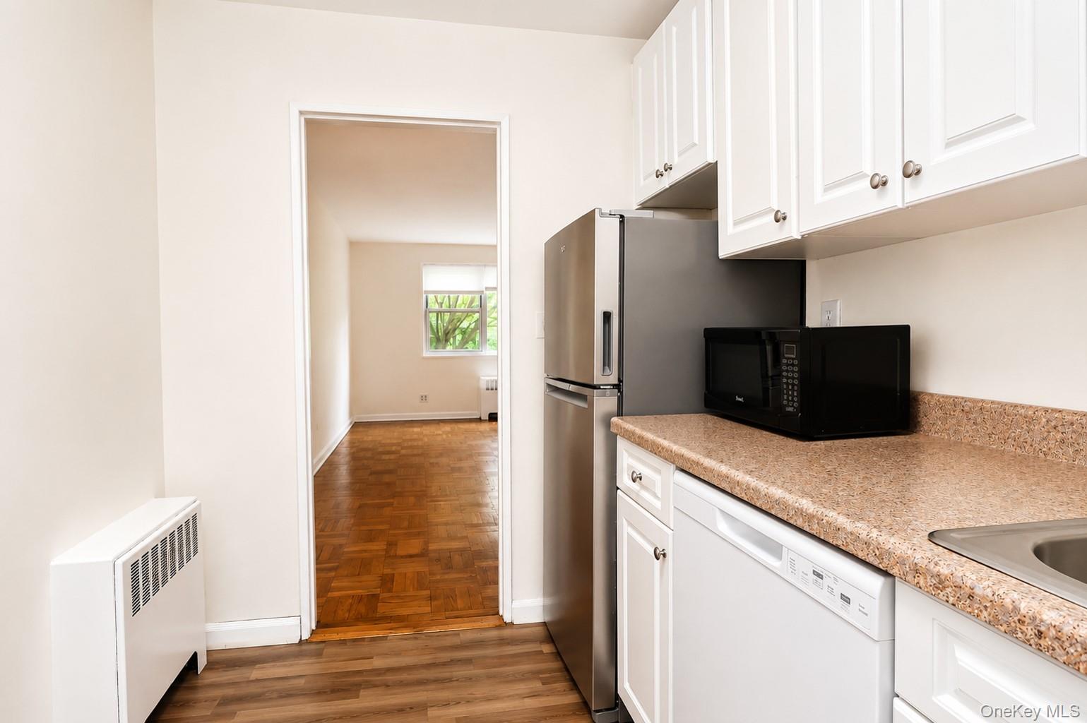 28 Oregon Avenue A Property Photo 13