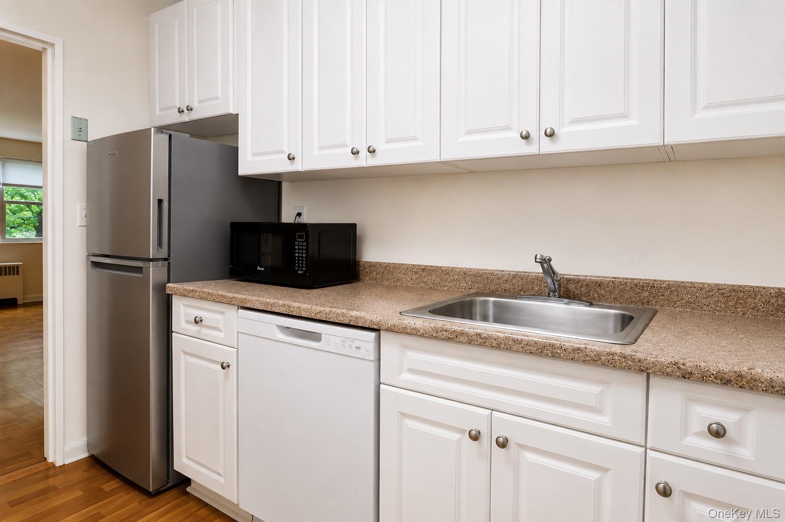28 Oregon Avenue A Property Photo 18