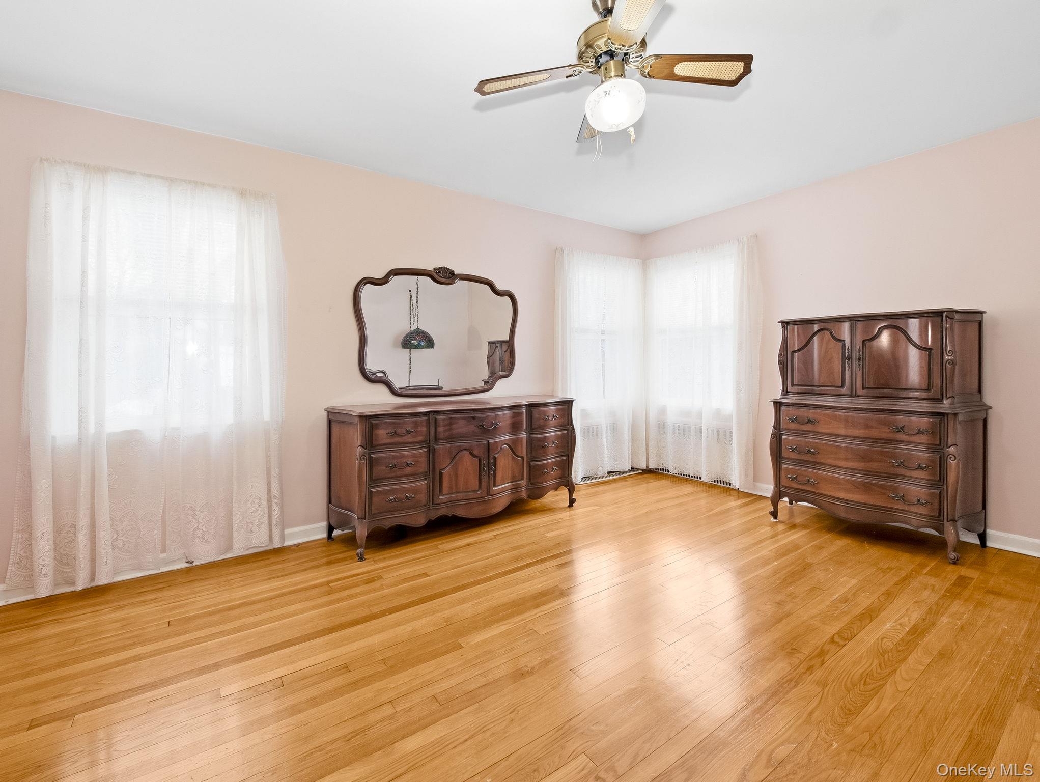 5 N Shenorock Drive Property Photo 12