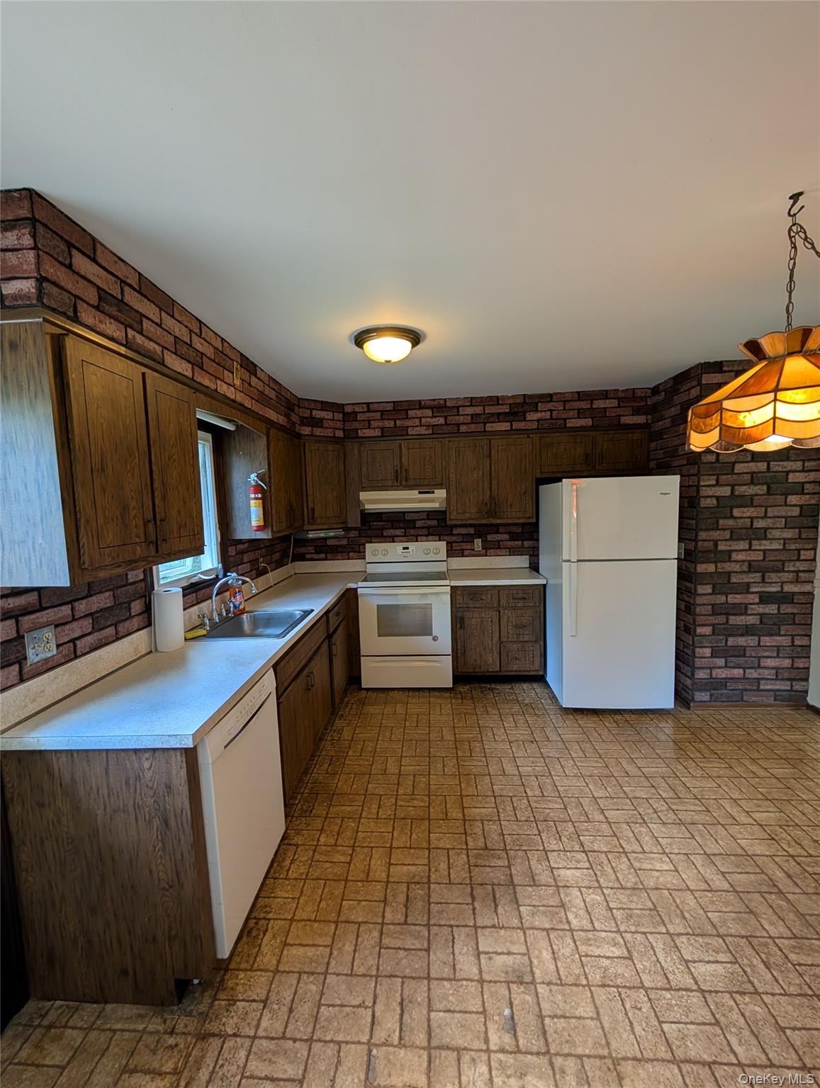 11 Kevin Court Property Photo 19