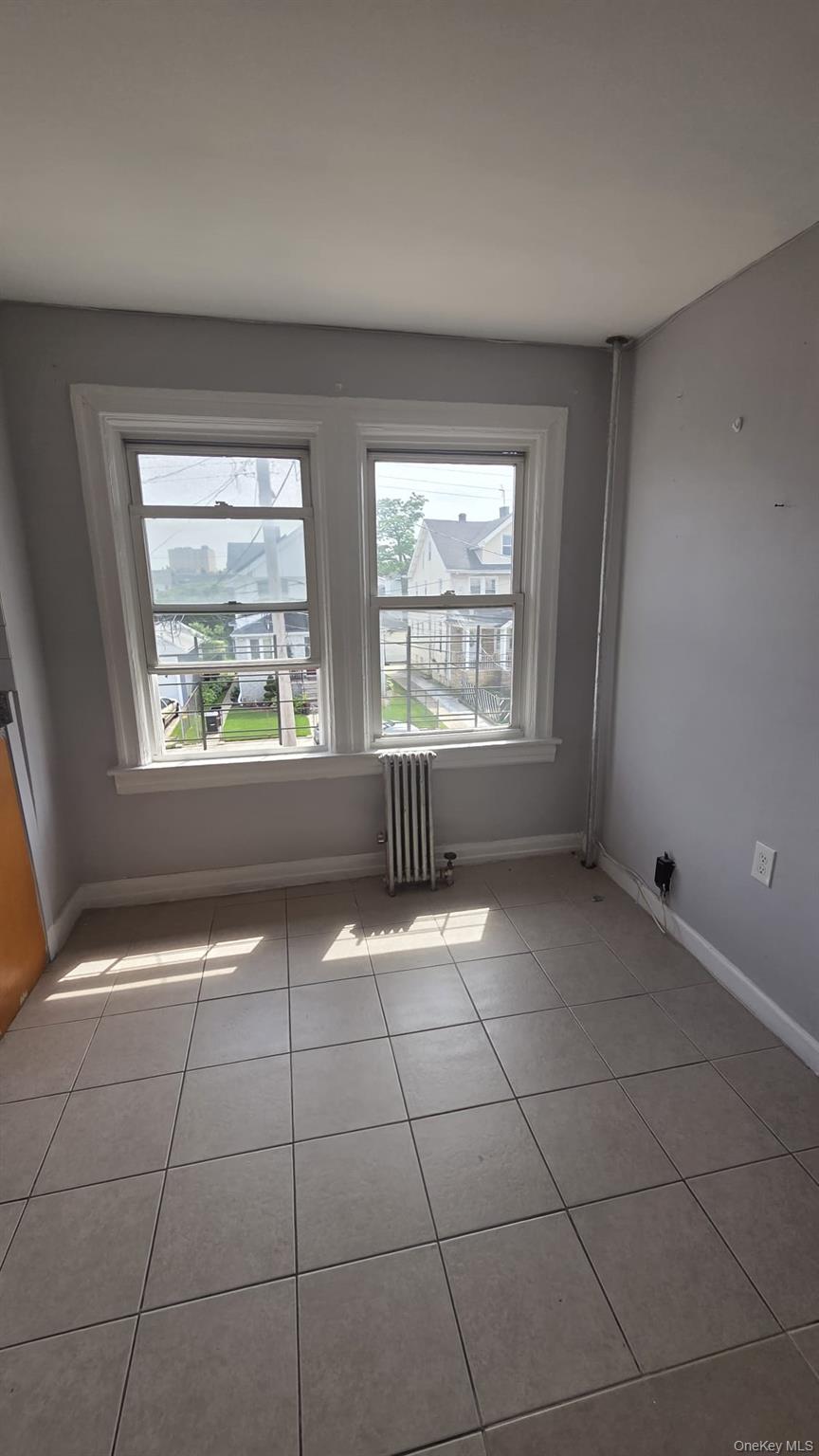 329 Beach 29th Street Property Photo 12