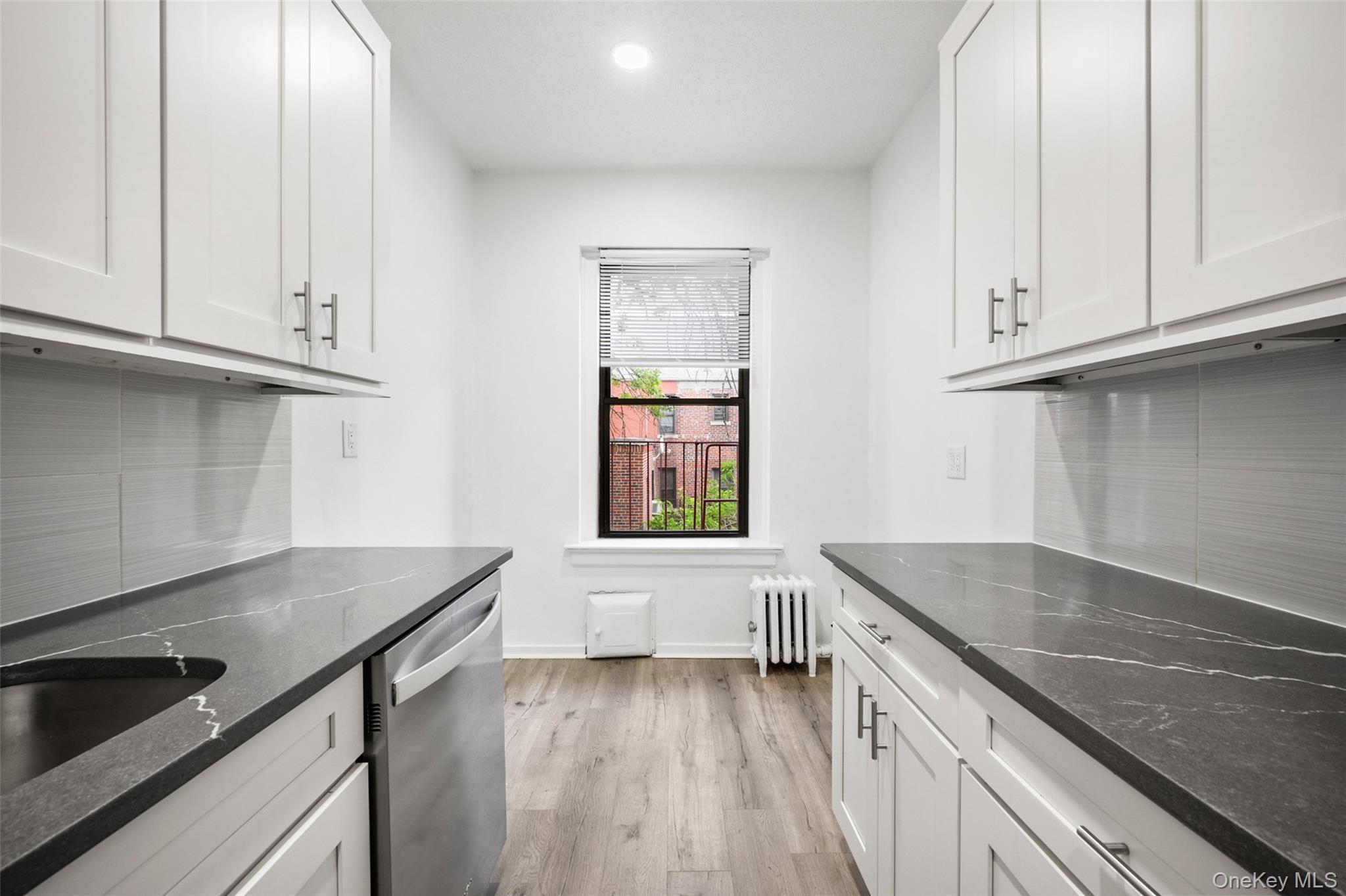 663 Locust Street 5d Property Photo 6