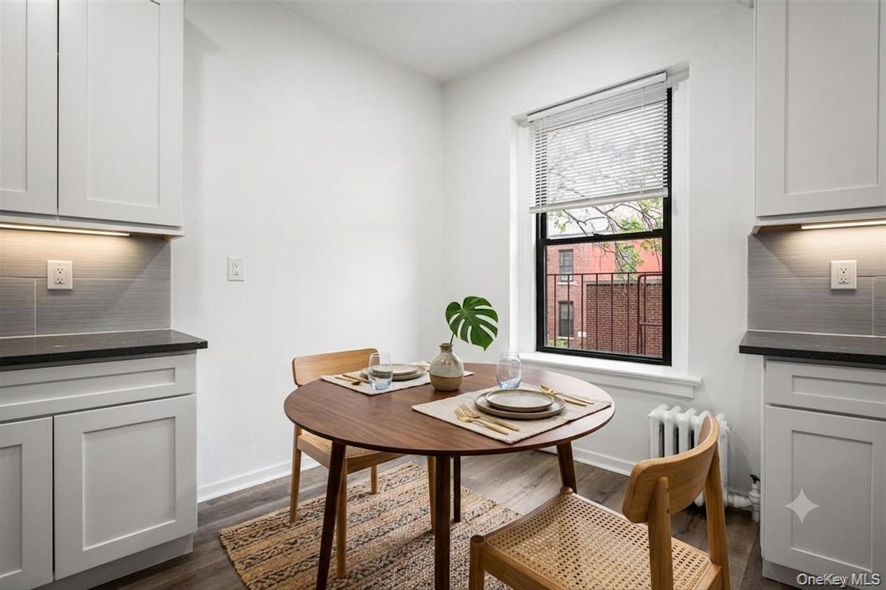 663 Locust Street 5d Property Photo 7
