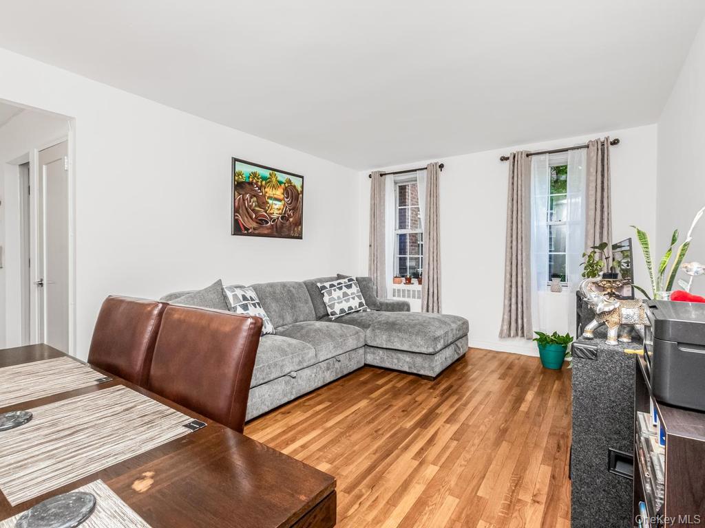 780 Bronx River Road A16 Property Photo 2