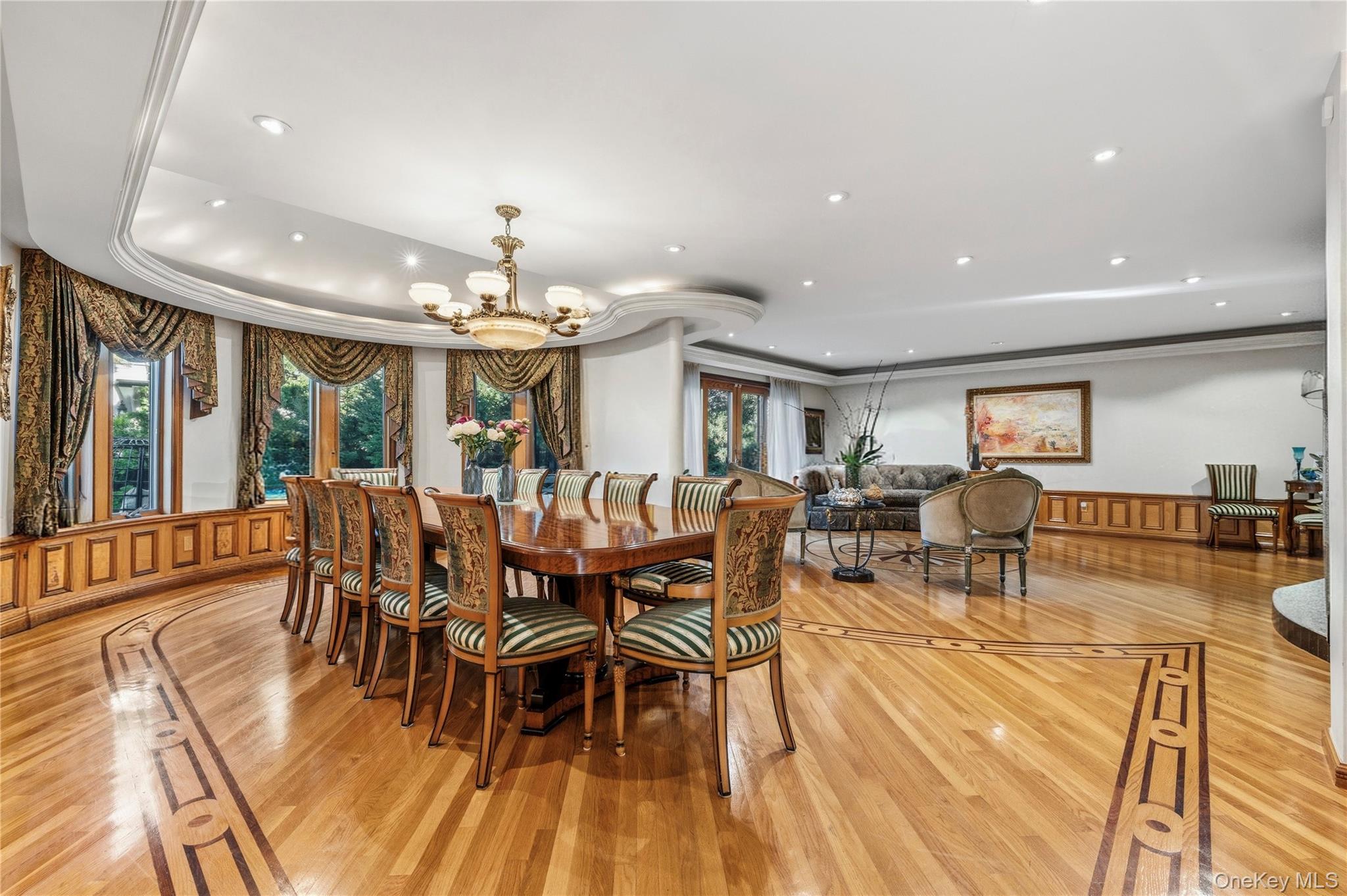 122 Lawrence Avenue Property Photo 8