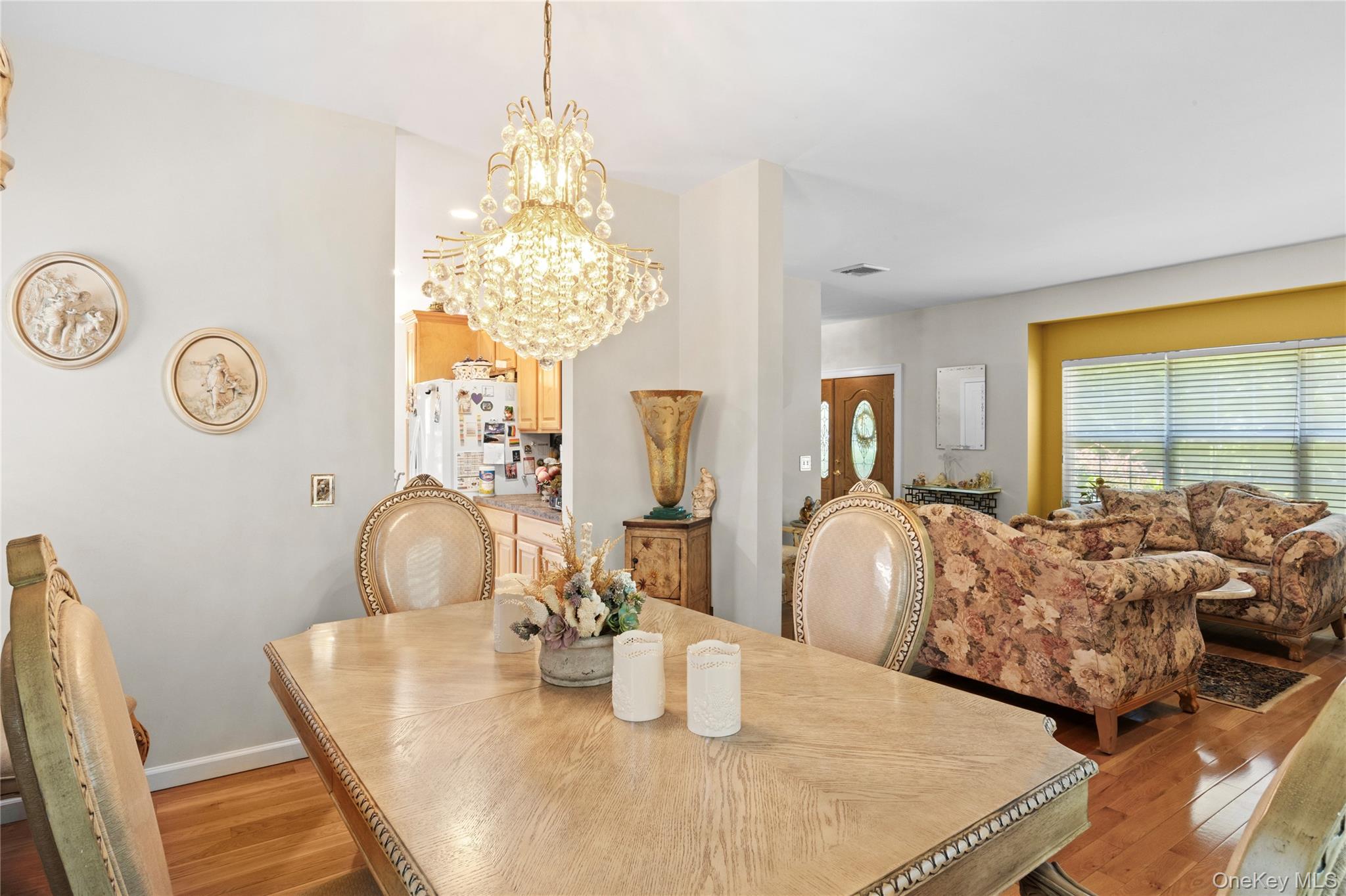 67 Oak Street Property Photo 6