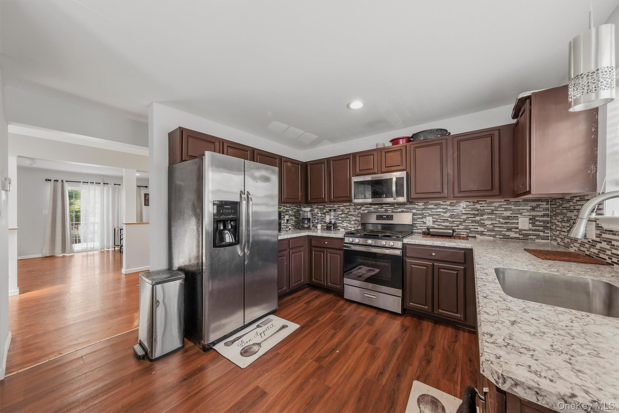 70 Peach Place Property Photo 14