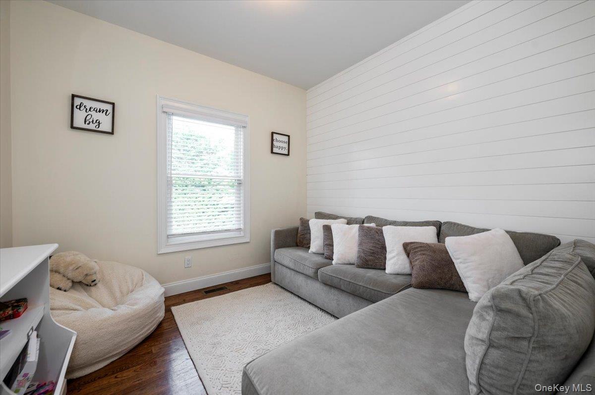 7 Highwater Avenue Property Photo 10
