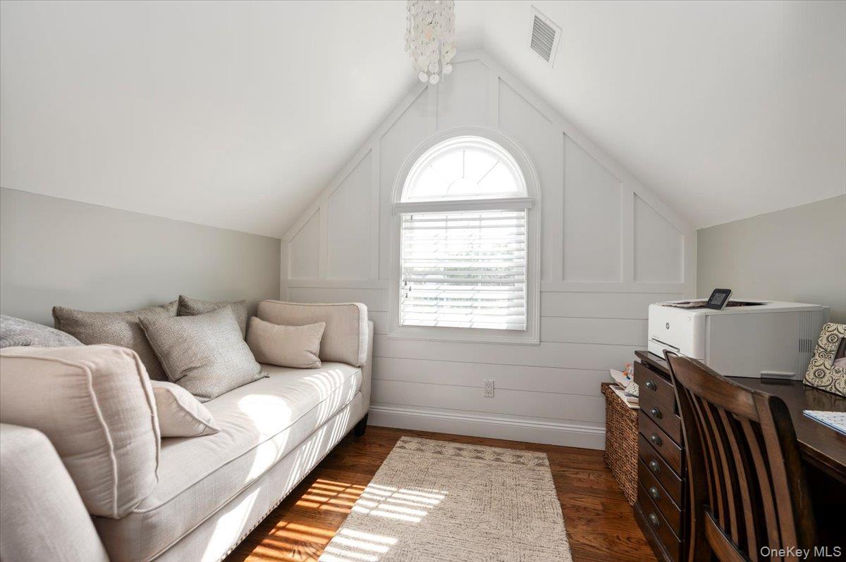 7 Highwater Avenue Property Photo 15