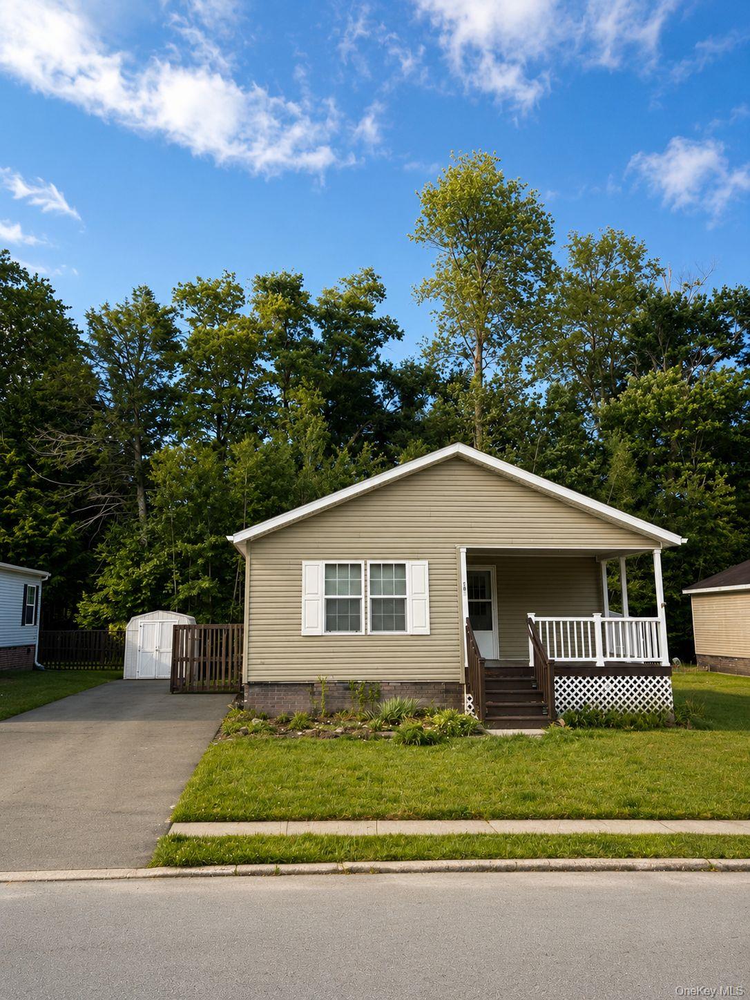 18 Forsythia Drive Property Photo 1