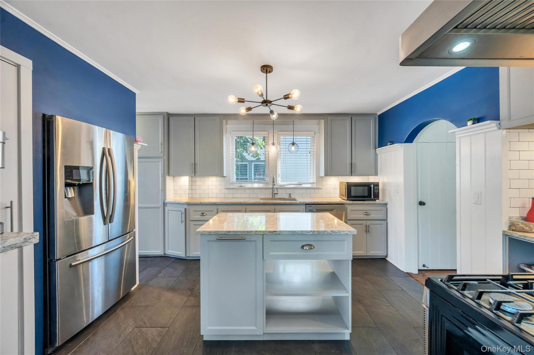 105 Maple Avenue Property Photo 8