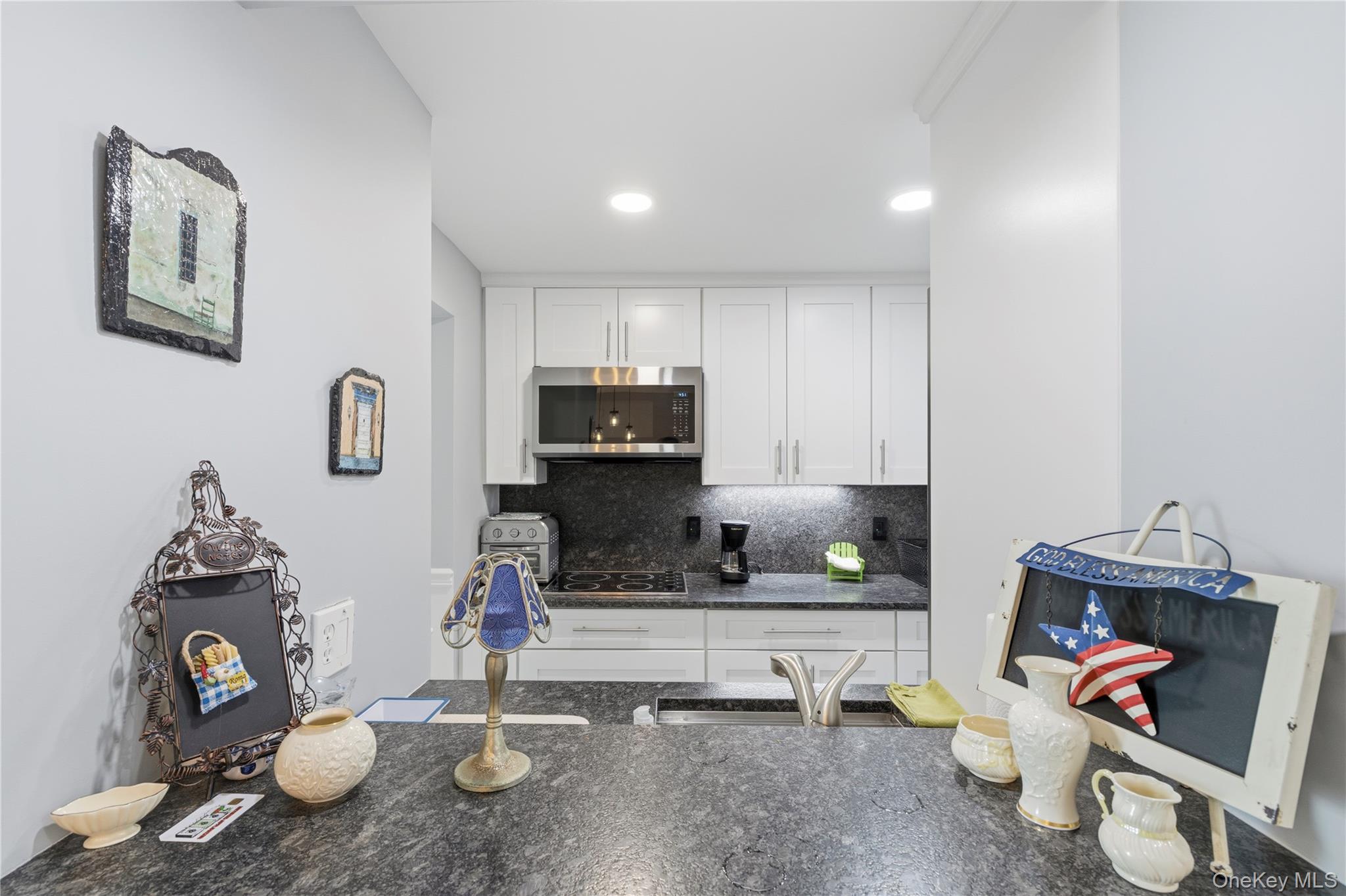 750 W Broadway 3p Property Photo 7