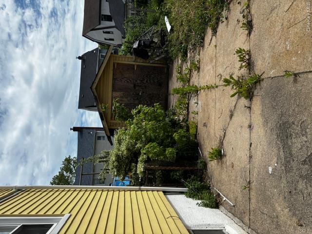 191-40 112th Road Property Photo 8
