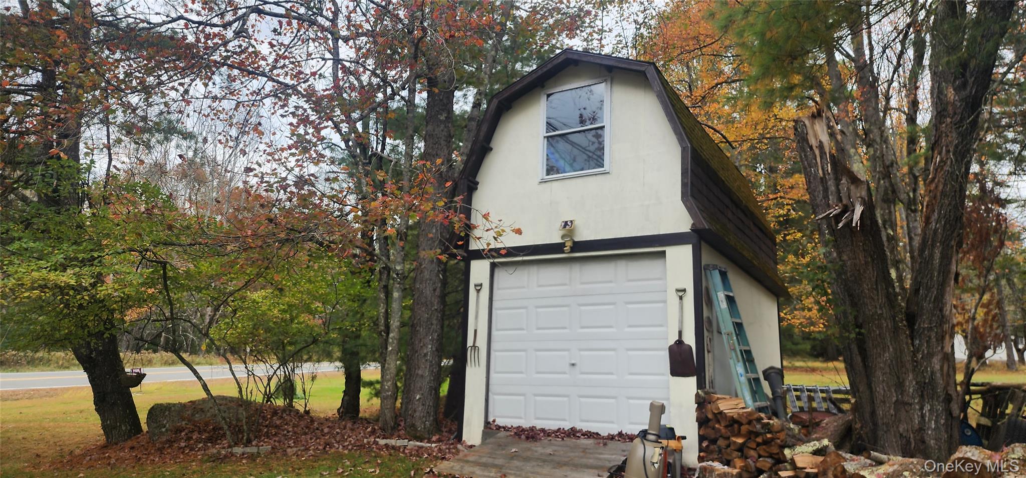 565 Cold Spring Road Property Photo 11