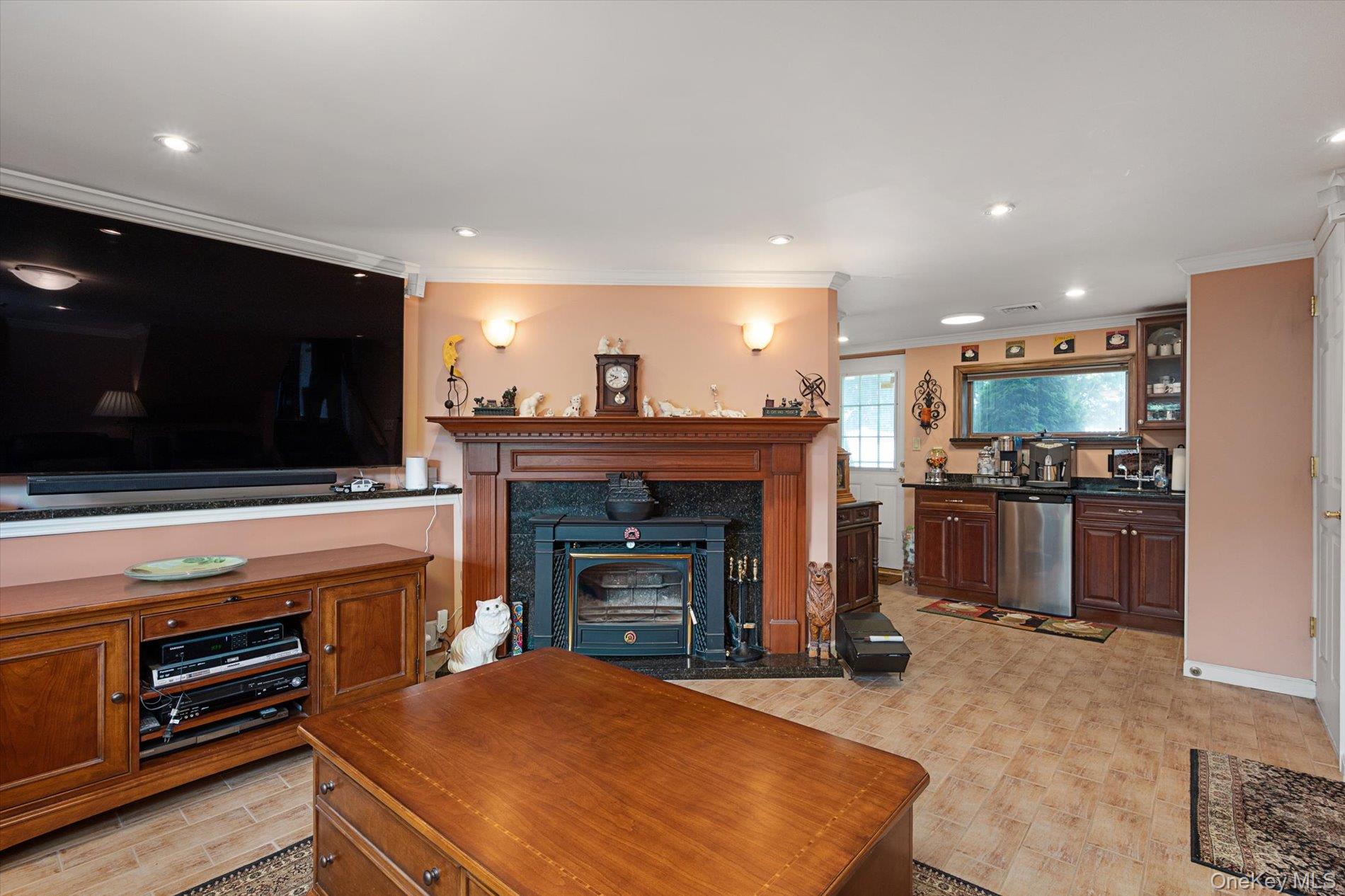 7 Layne Way Property Photo 19