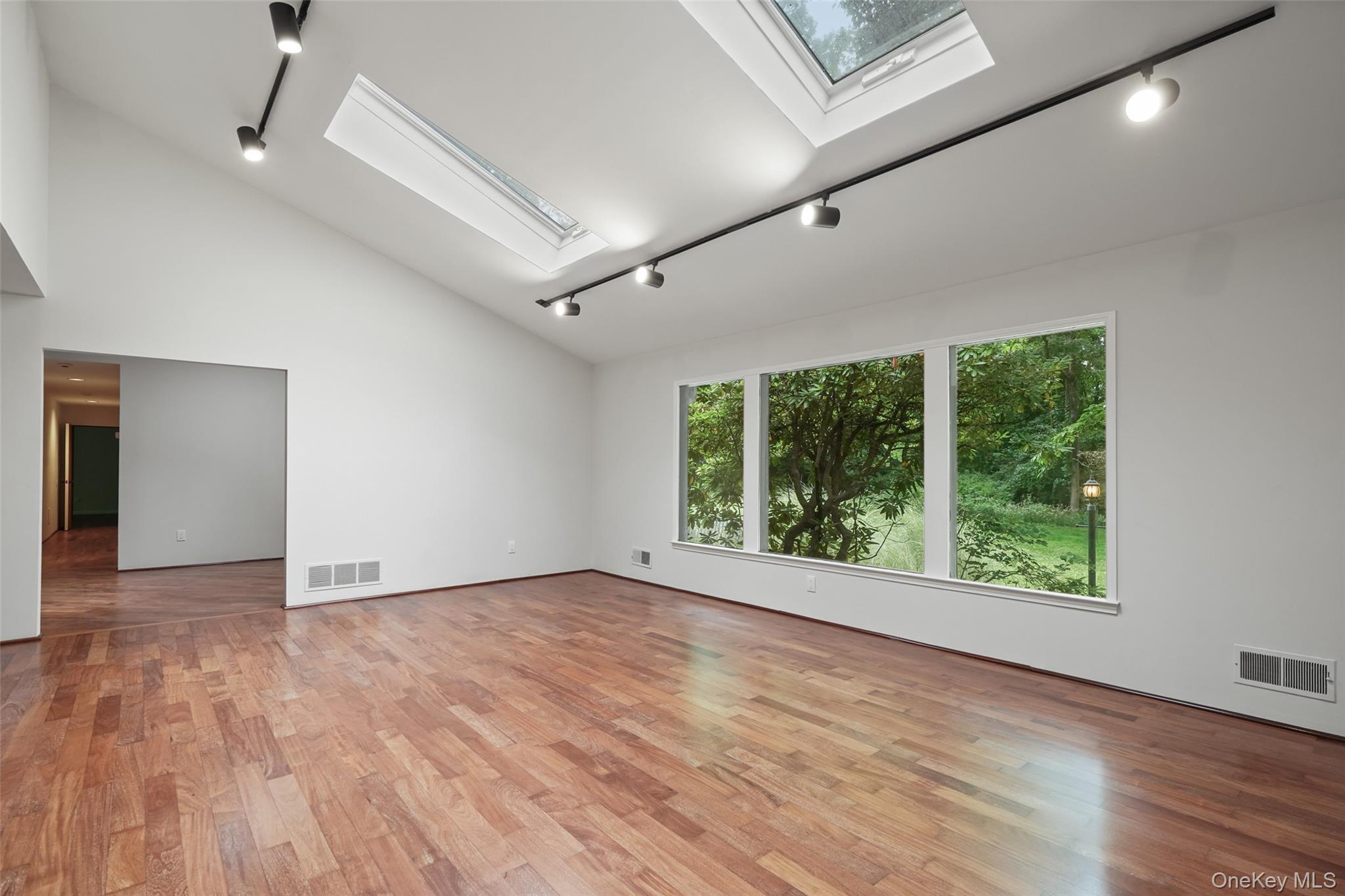 60 Cherry Street Property Photo 18