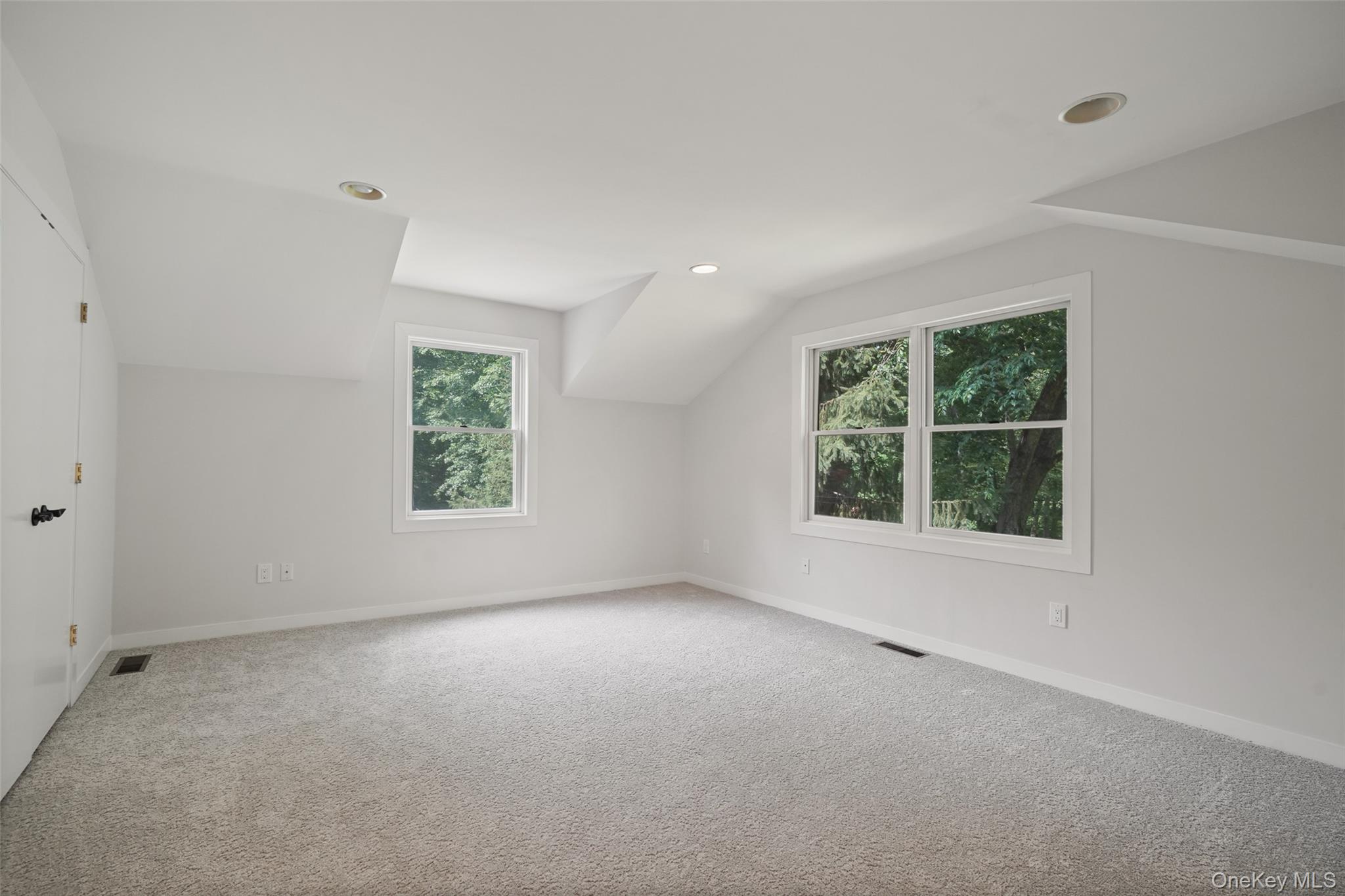 60 Cherry Street Property Photo 26
