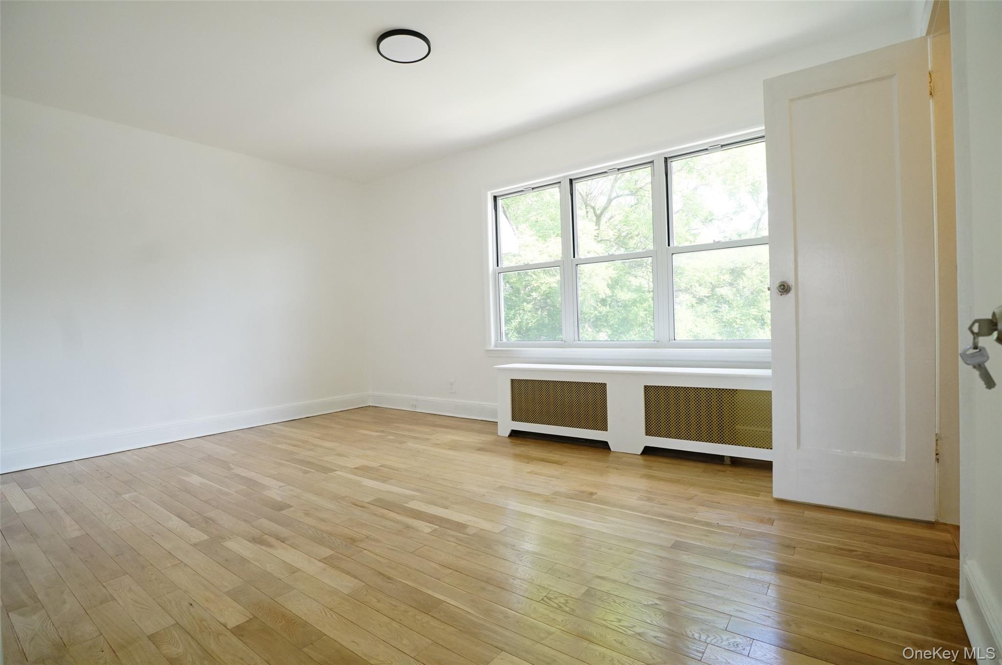 16011 84th Road Property Photo 7