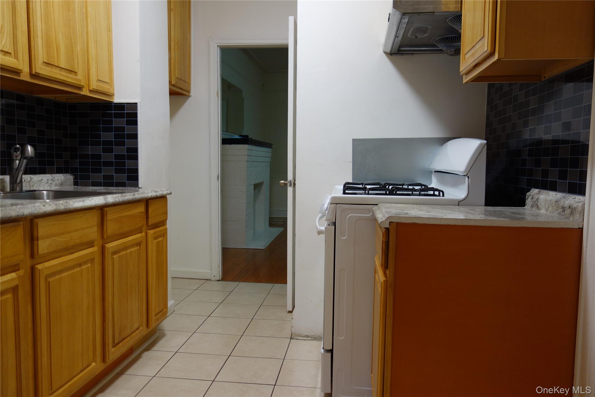 16011 84th Road Property Photo 19