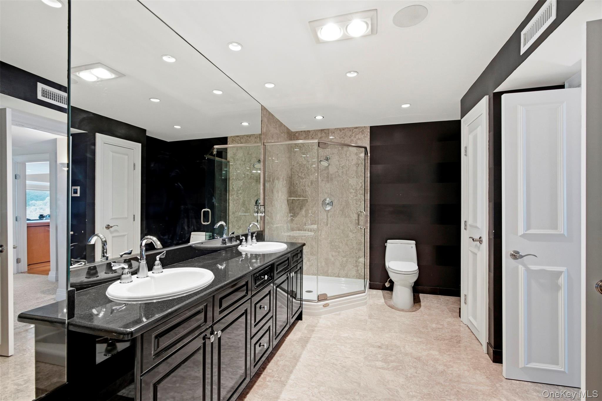 401 Harbor Cove Property Photo 20