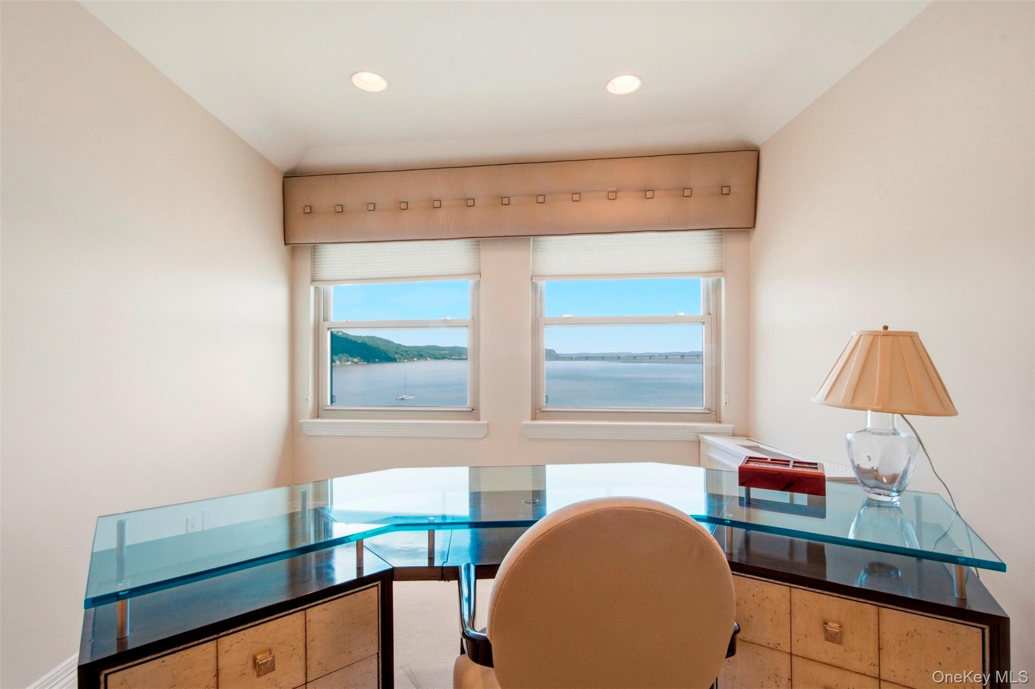 401 Harbor Cove Property Photo 26