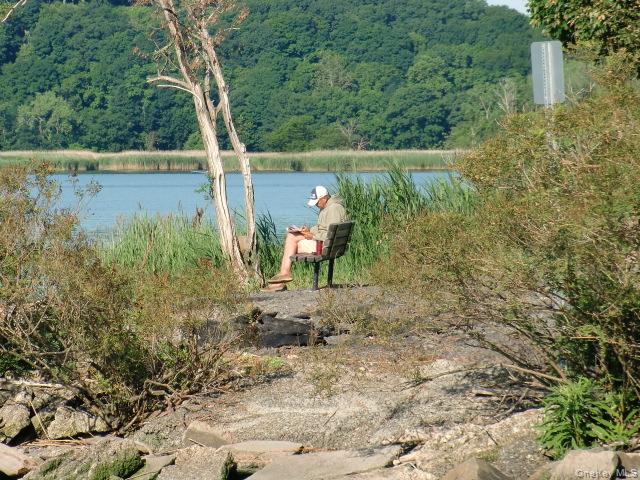 401 Harbor Cove Property Photo 44