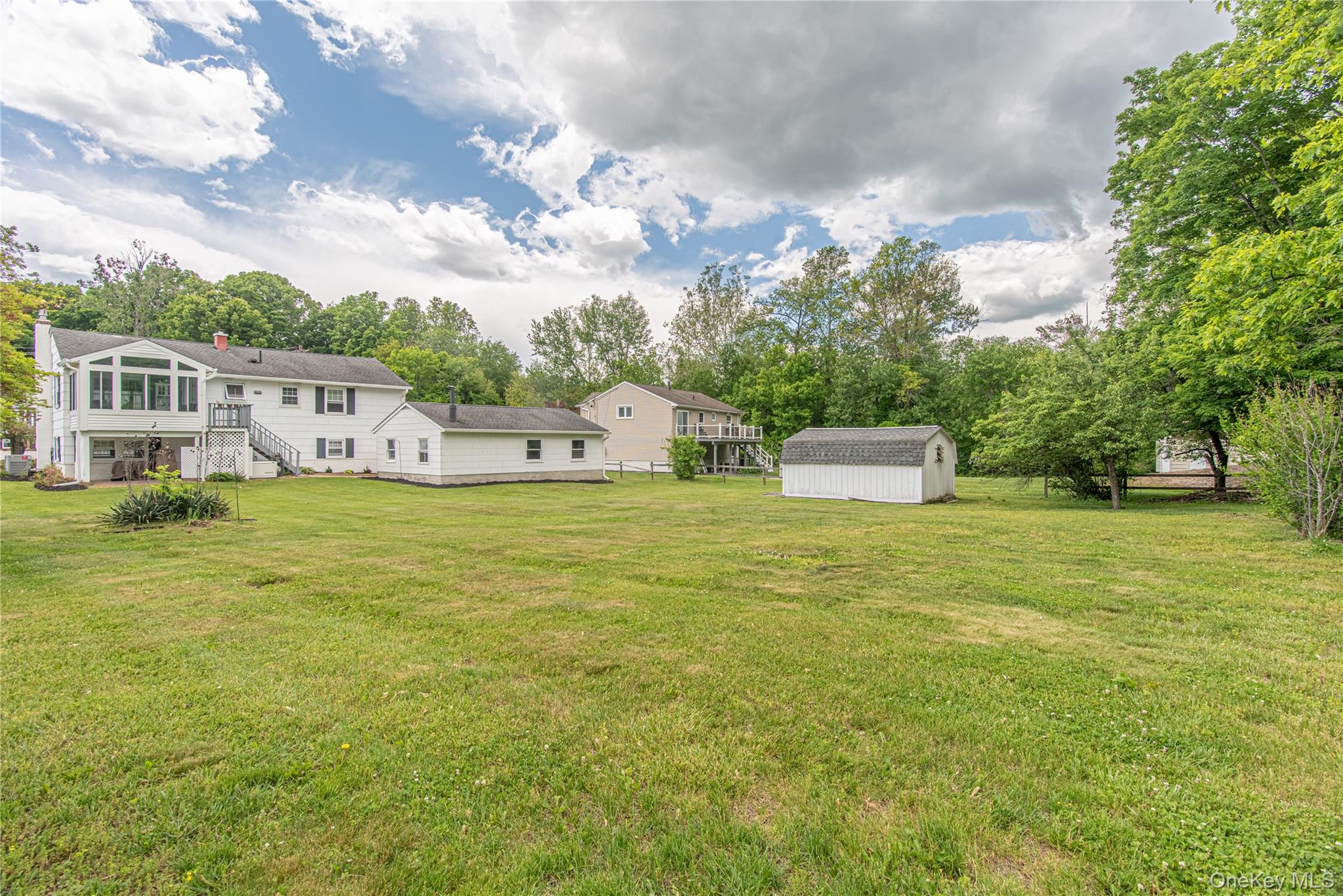 4 Russett Lane Property Photo 6