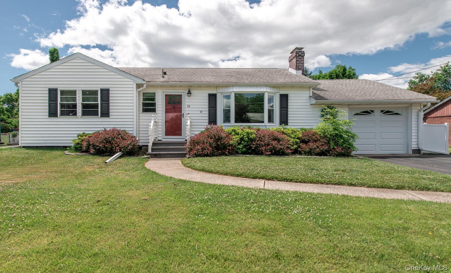 15 Genesee Avenue Property Photo 1