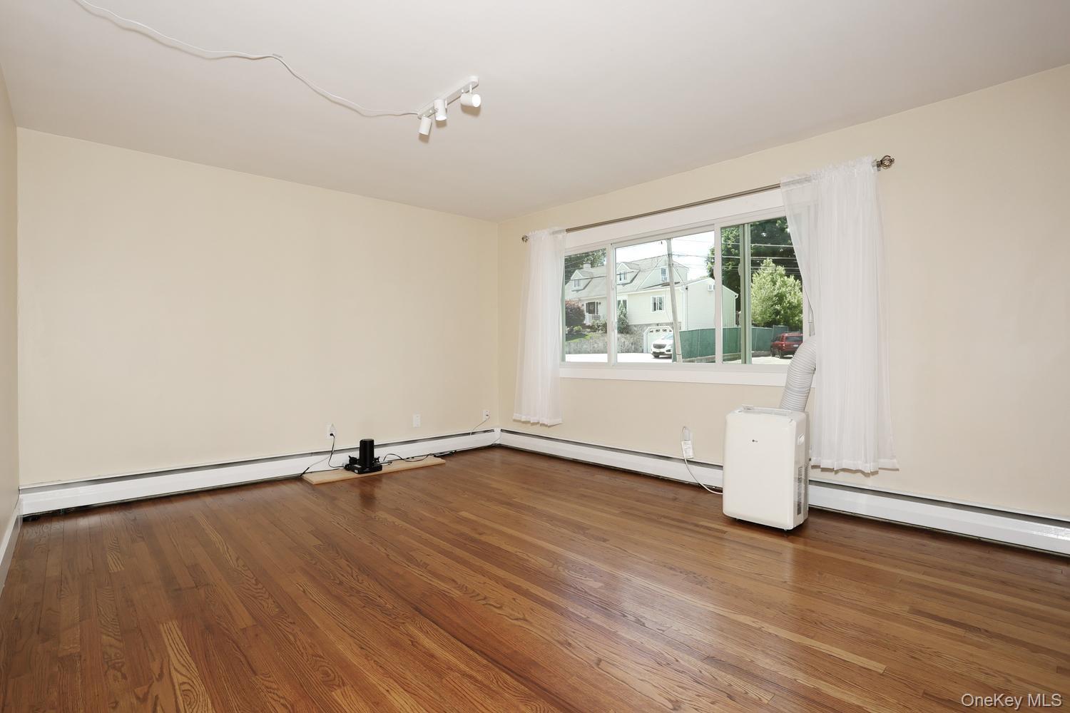 1 Havervale Lane Property Photo 8