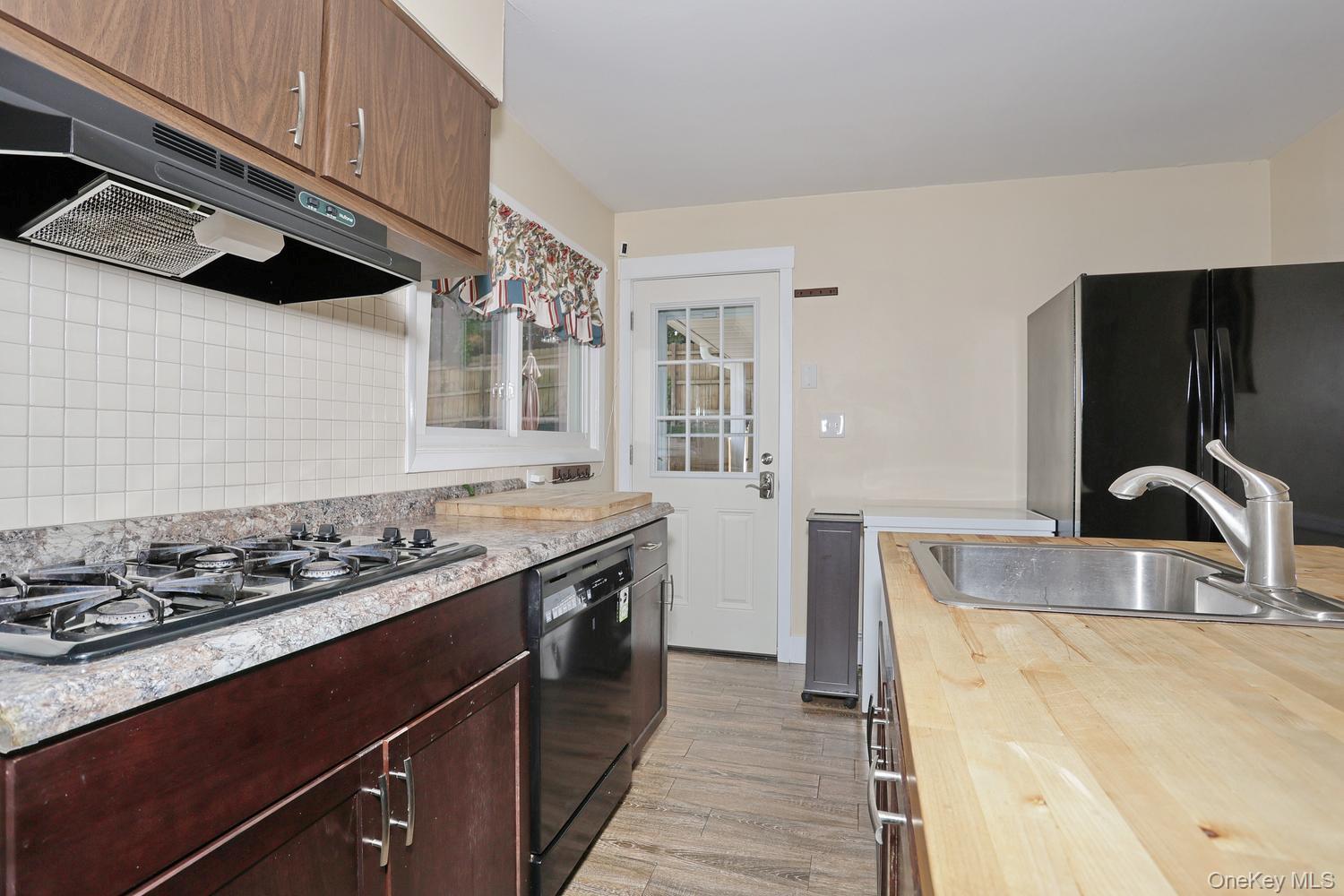 1 Havervale Lane Property Photo 13