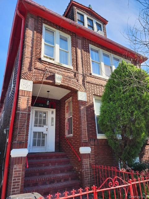 134 Sullivan Place Property Photo 1