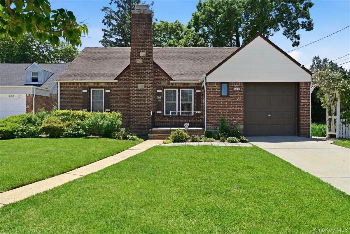 200 Edward Court Property Photo 1
