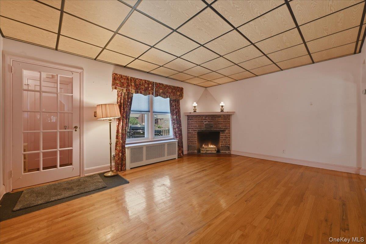 200 Edward Court Property Photo 3