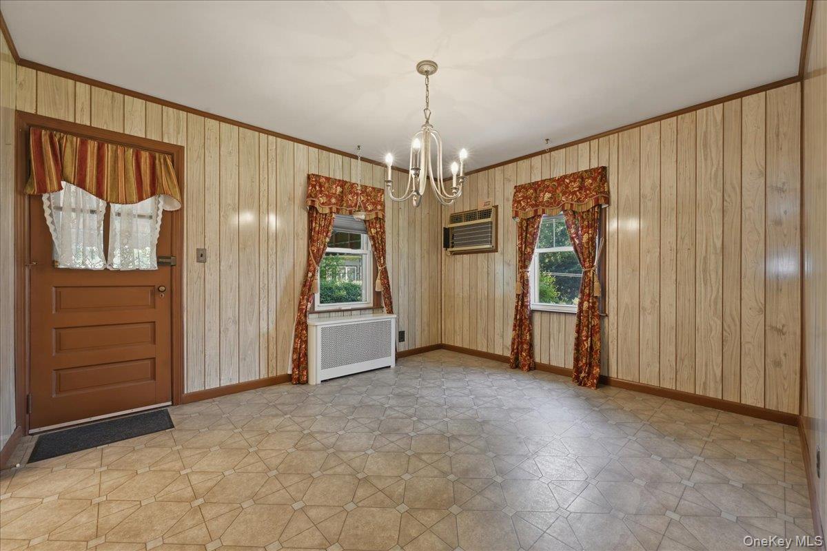 200 Edward Court Property Photo 7