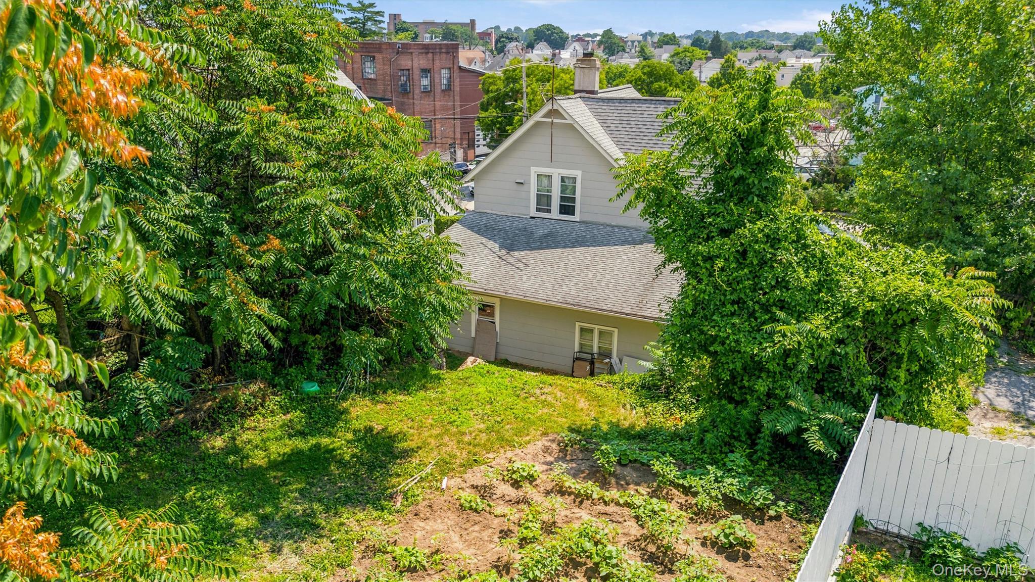 38 Haseco Avenue Property Photo 10
