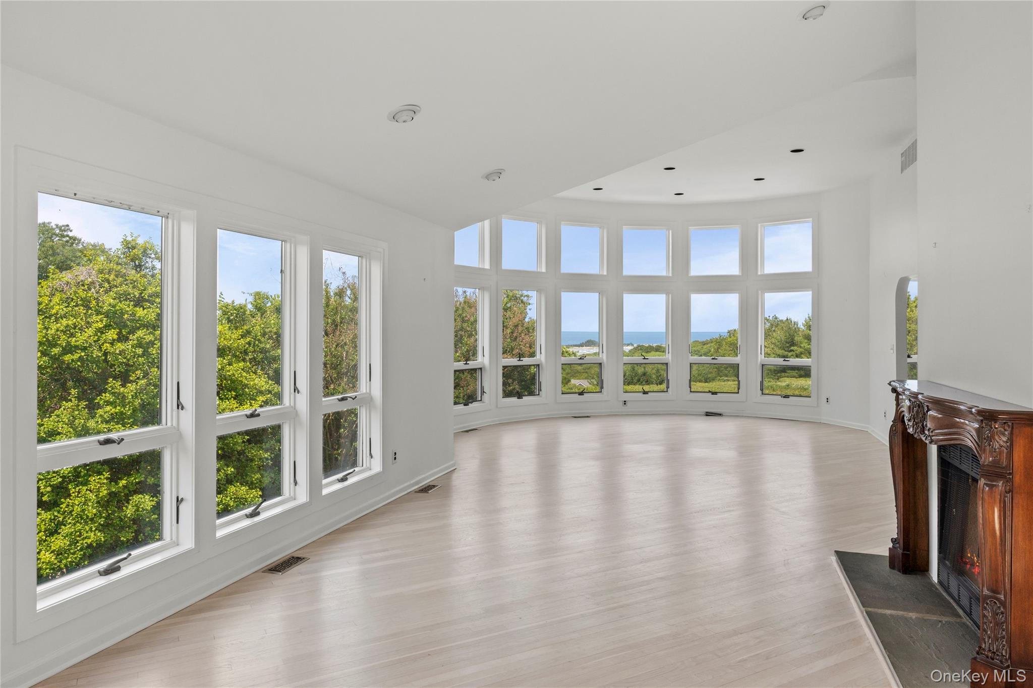 32 Contessa Court Property Photo 6