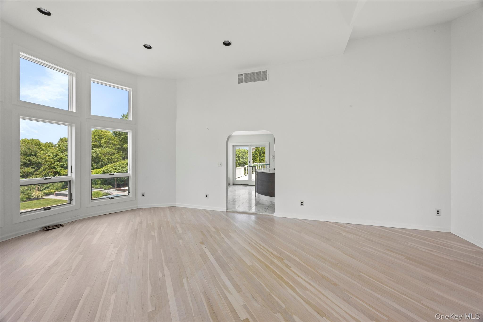 32 Contessa Court Property Photo 7