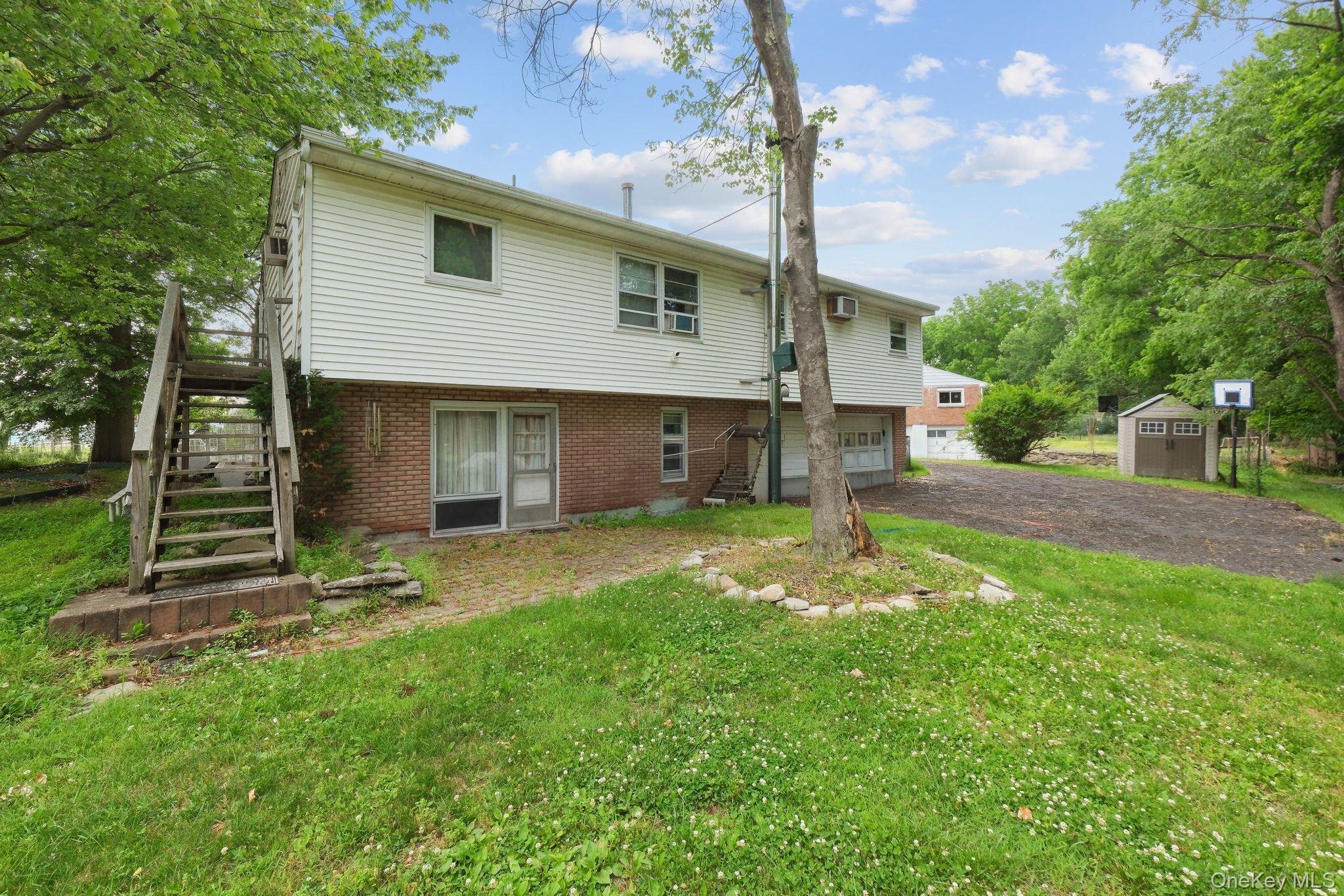 11 Ona Lane Property Photo 15