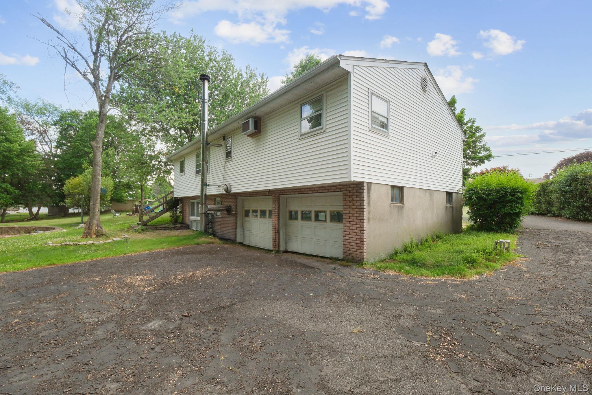 11 Ona Lane Property Photo 16