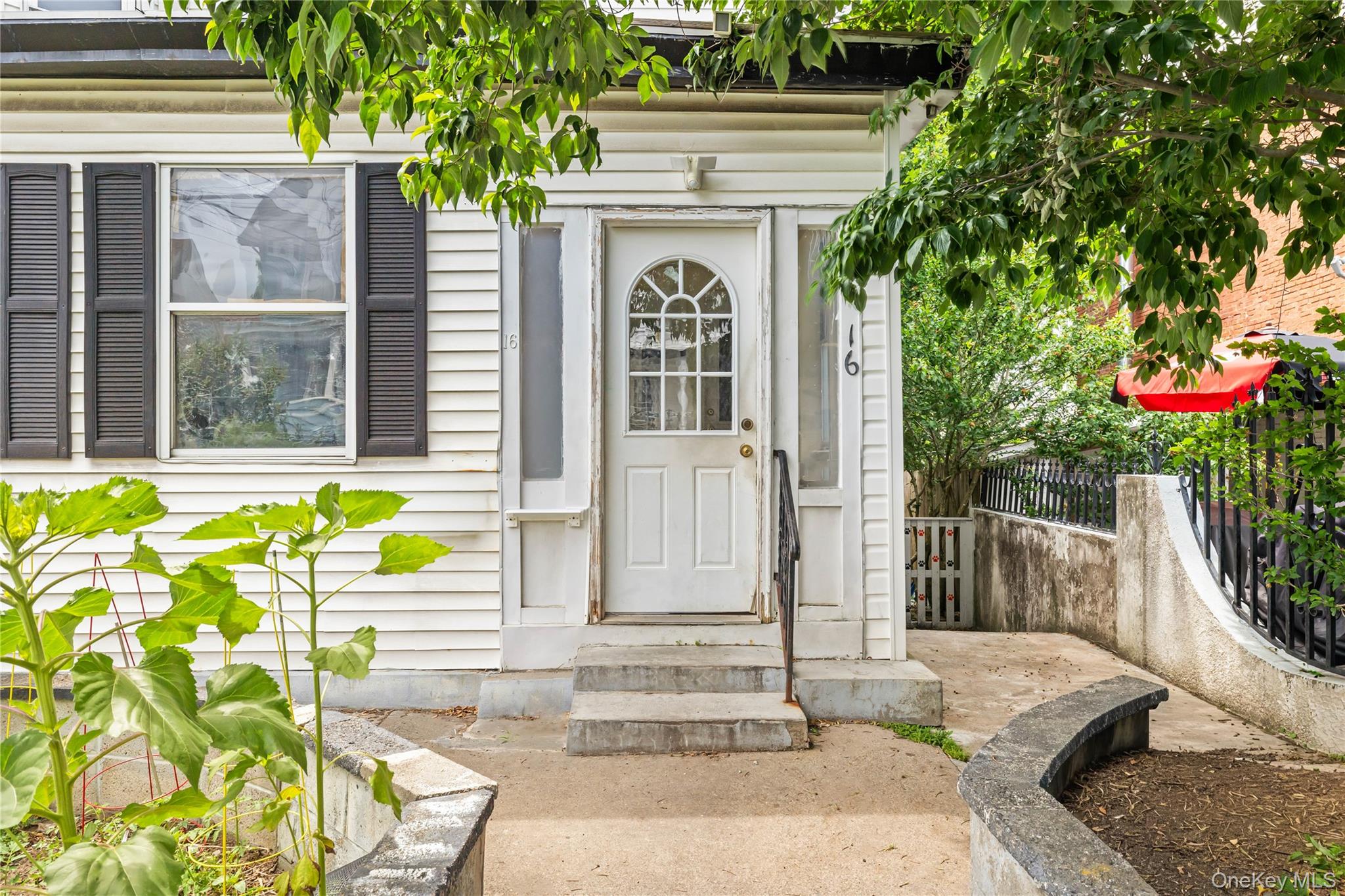 16 Third Street Property Photo 4