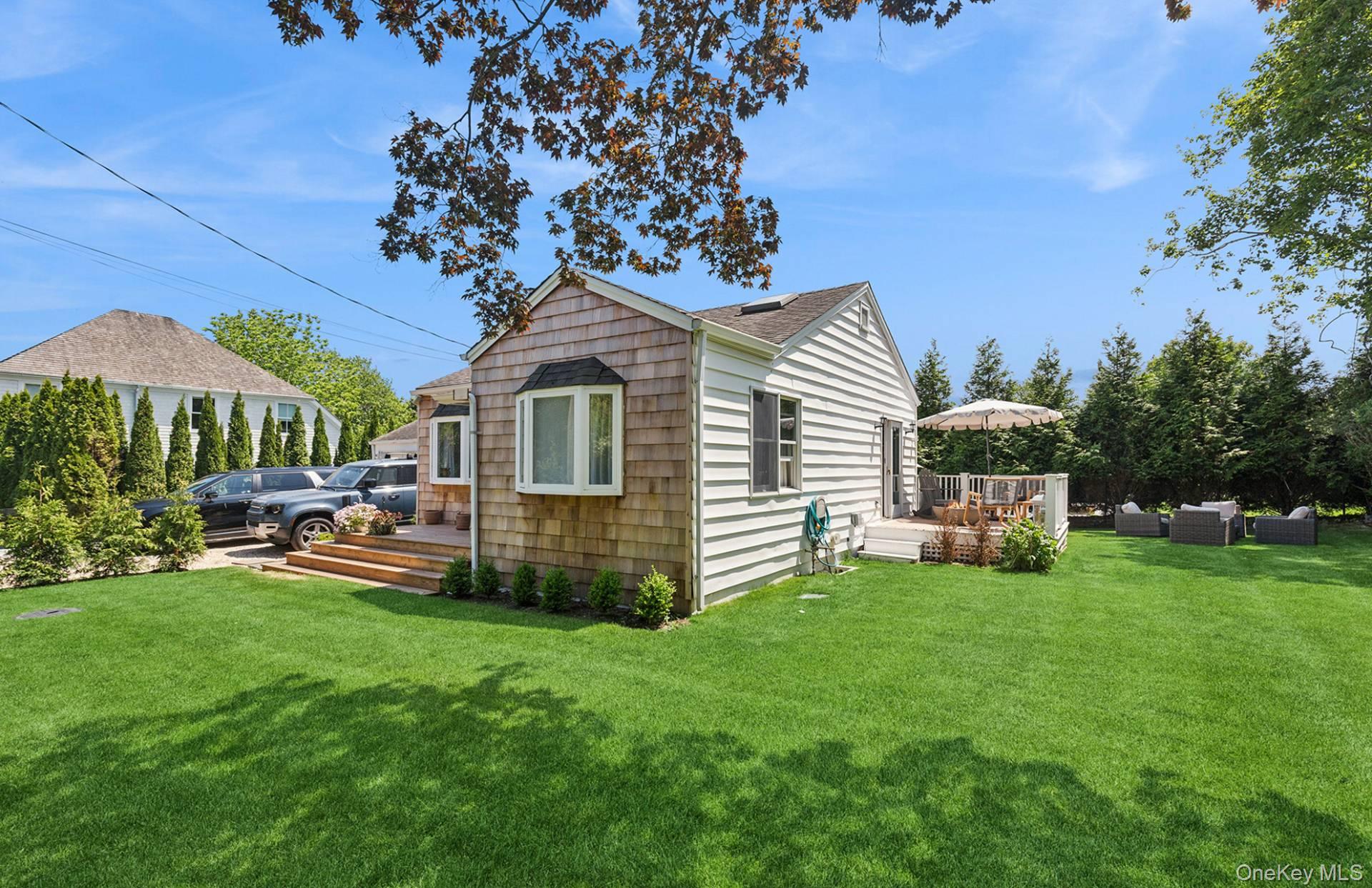 15 Indian Hill Road Property Photo 2